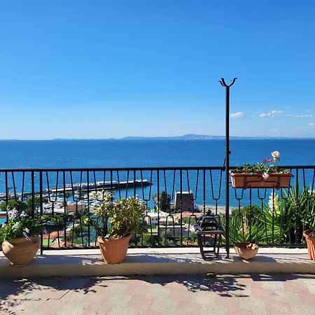 Quietness Bed & Breakfast Vico Equense Exterior photo